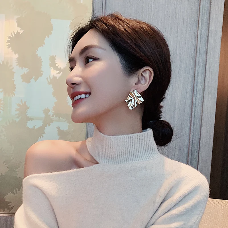 New Punk Metal Gold Plated Earrings for Women Statement Geometric Unusual Irregular Female Wedding Party Fashion Jewelry Gift
New Punk Metal Gold Plated Earrings for Women Statement Geometric Unusual Irregular Female Wedding Party Fashion Jewelry Gift