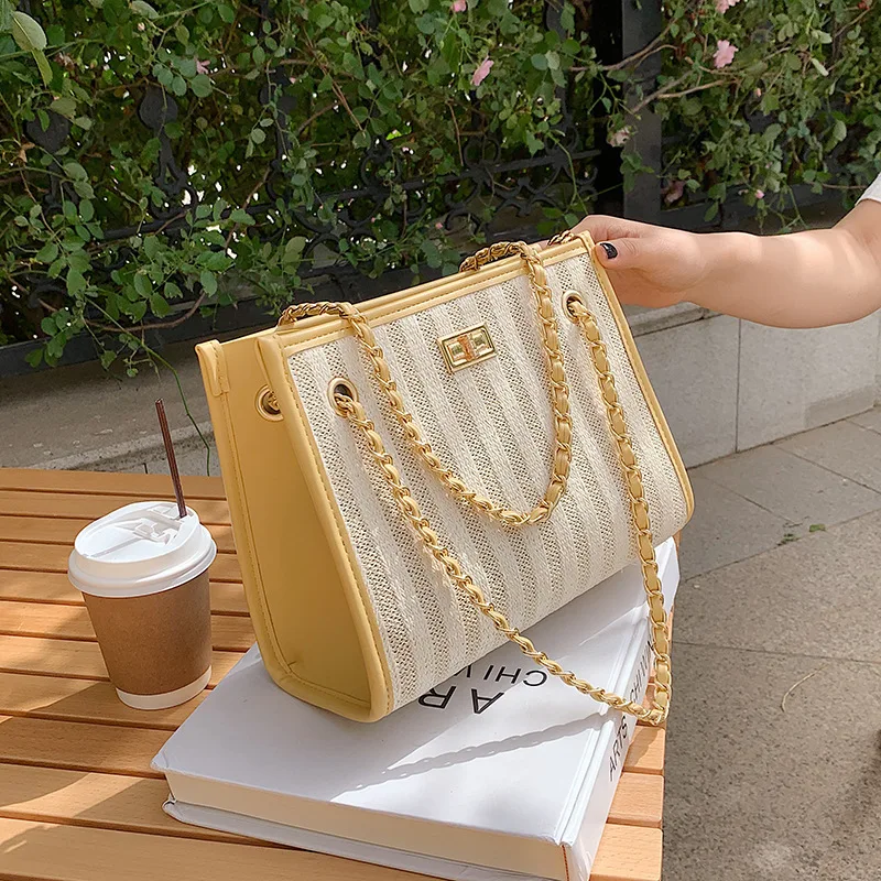 Luxury Woven Bag 2021 New Korean Version of Summer Casual Shoulder Bag Fashion All-match Messenger Chain Small Square Bag
Luxury Woven Bag 2021 New Korean Version of Summer Casual Shoulder Bag Fashion All-match Messenger Chain Small Square Bag
