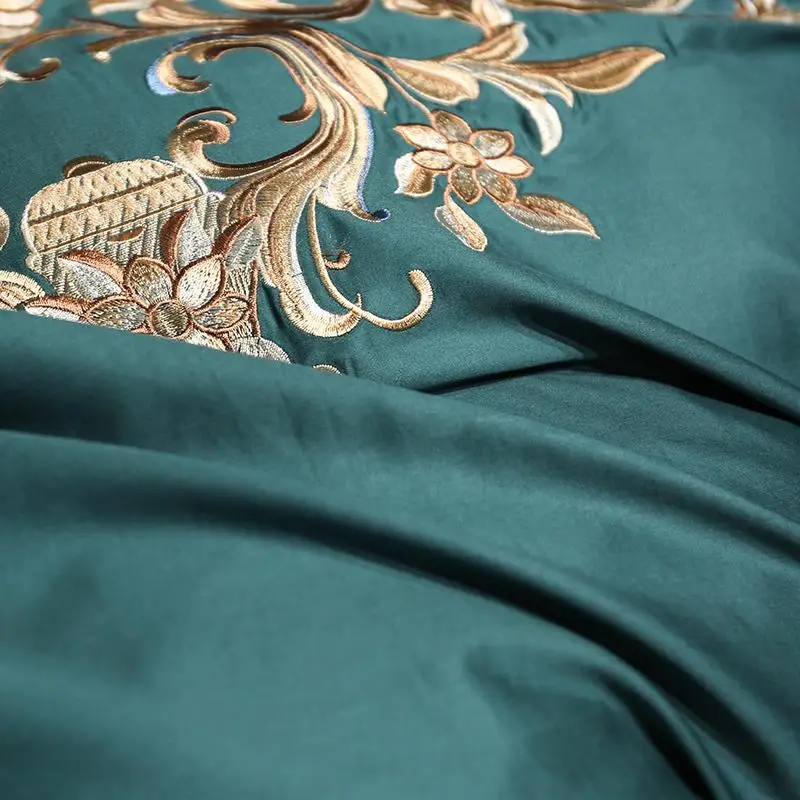 43 Green Royal Bedding Set Queen King size 4/5/7Pcs Bed set Oriental Embroidery Duvet Cover Bed Sheet Linens set Pillowcase 
43 Green Royal Bedding Set Queen King size 4/5/7Pcs Bed set Oriental Embroidery Duvet Cover Bed Sheet Linens set Pillowcase