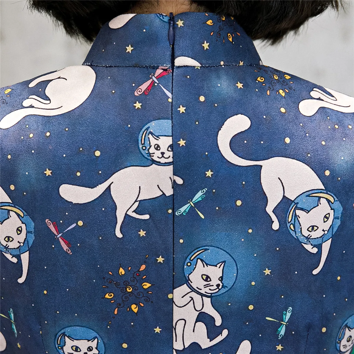 Shanghai Story Blue Half Quarter Sleeve Suede Fabric Knee Length Qipao Dress Cat Print Cheongsam Oriental dress
Shanghai Story Blue Half Quarter Sleeve Suede Fabric Knee Length Qipao Dress Cat Print Cheongsam Oriental dress