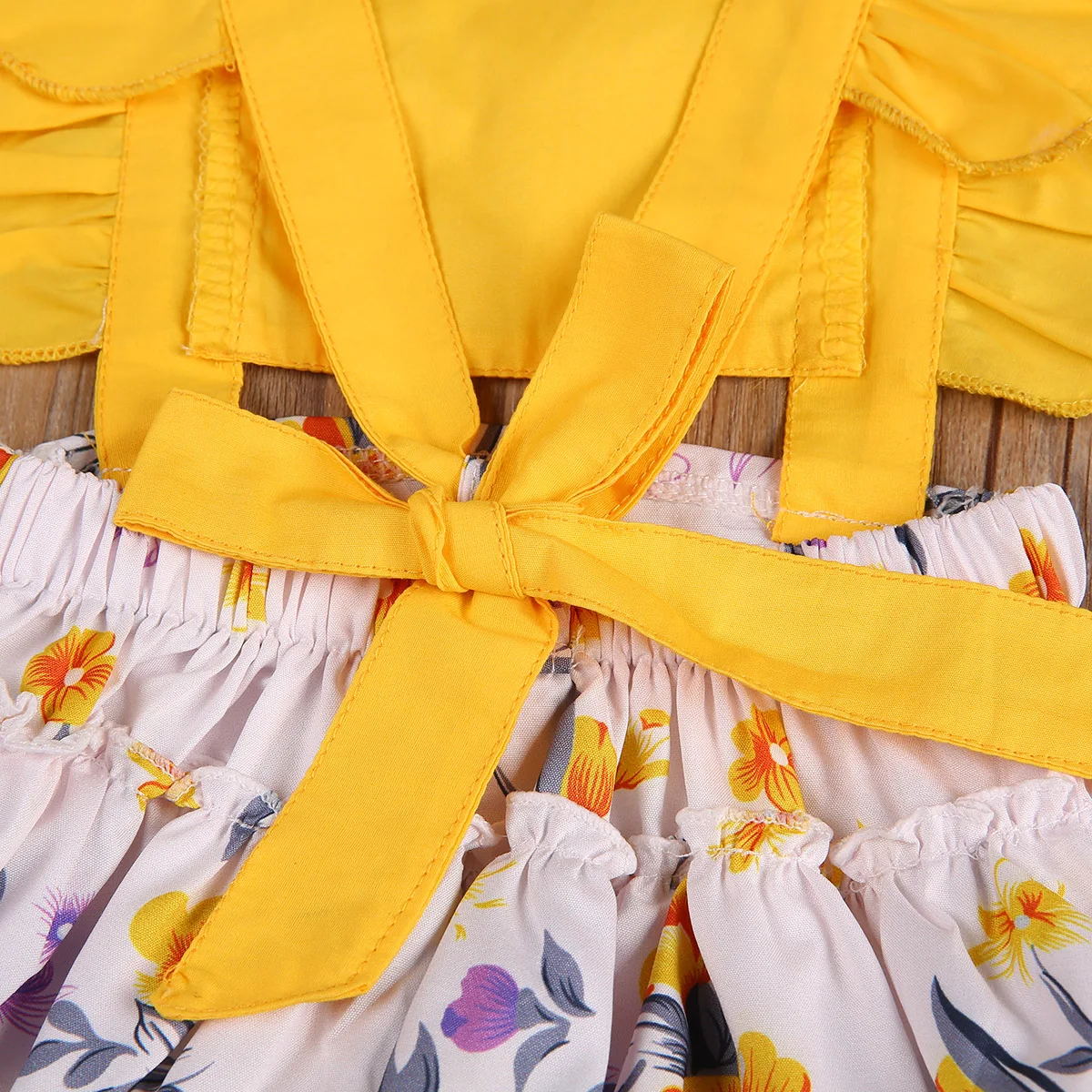 0-24M Sweet Infant Baby Girl Romper 2pcs Summer Fly Sleeve Floral Jumpsuit Headband Baby Girl Clothes Outfit 2 Colors
0-24M Sweet Infant Baby Girl Romper 2pcs Summer Fly Sleeve Floral Jumpsuit Headband Baby Girl Clothes Outfit 2 Colors