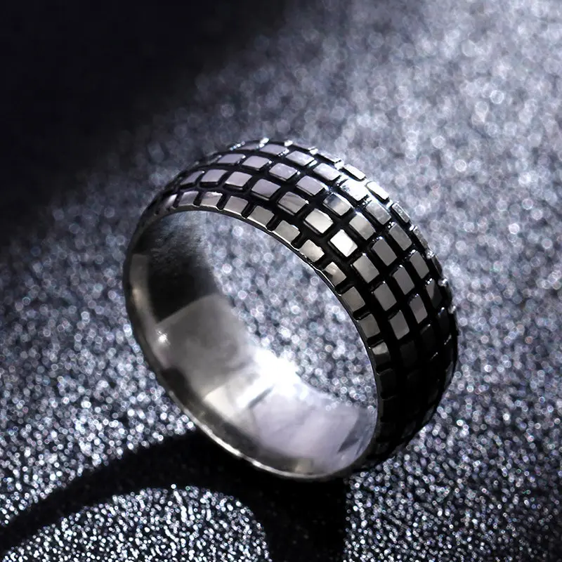 

8mm 316L Stainless Steel Band Ring Vintage Retro Tire Tracks Grid Metallic Rings for Mens Sports Punk Party Jewelry Accessories