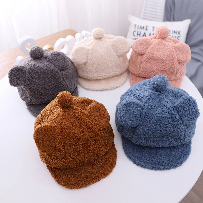 Children Korean Version of The Peaked Cap for Autumn and Winter Fashion and Cute Fur Ball Cap To Keep Warm Cartoon Baseball Cap
Children Korean Version of The Peaked Cap for Autumn and Winter Fashion and Cute Fur Ball Cap To Keep Warm Cartoon Baseball Cap