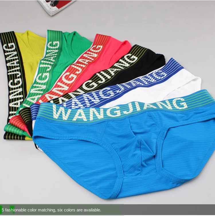 gay underwear Briefs men soft comfortable Brief Sexy Low Rise Smooth Nylon Enhancing Ice Silk underwear for man
gay underwear Briefs men soft comfortable Brief Sexy Low Rise Smooth Nylon Enhancing Ice Silk underwear for man