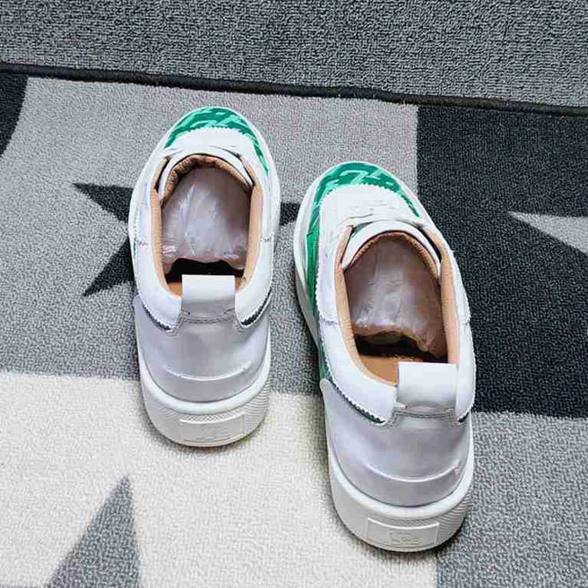 Ollymurs Man Women shoes Hottest high quality luxury Brand Sneakers Fashion Flat rivet strap couples Casual Shoes
Ollymurs Man Women shoes Hottest high quality luxury Brand Sneakers Fashion Flat rivet strap couples Casual Shoes