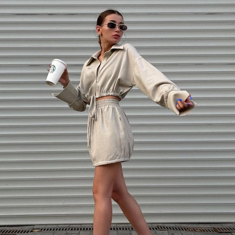 Rockmoer Khaki Cropped Shirt Women Autumn Long Sleeve Shirts Fashion Streetwear Female Top Tie Up Cardigan Blouse Clothes 2021
Rockmoer Khaki Cropped Shirt Women Autumn Long Sleeve Shirts Fashion Streetwear Female Top Tie Up Cardigan Blouse Clothes 2021