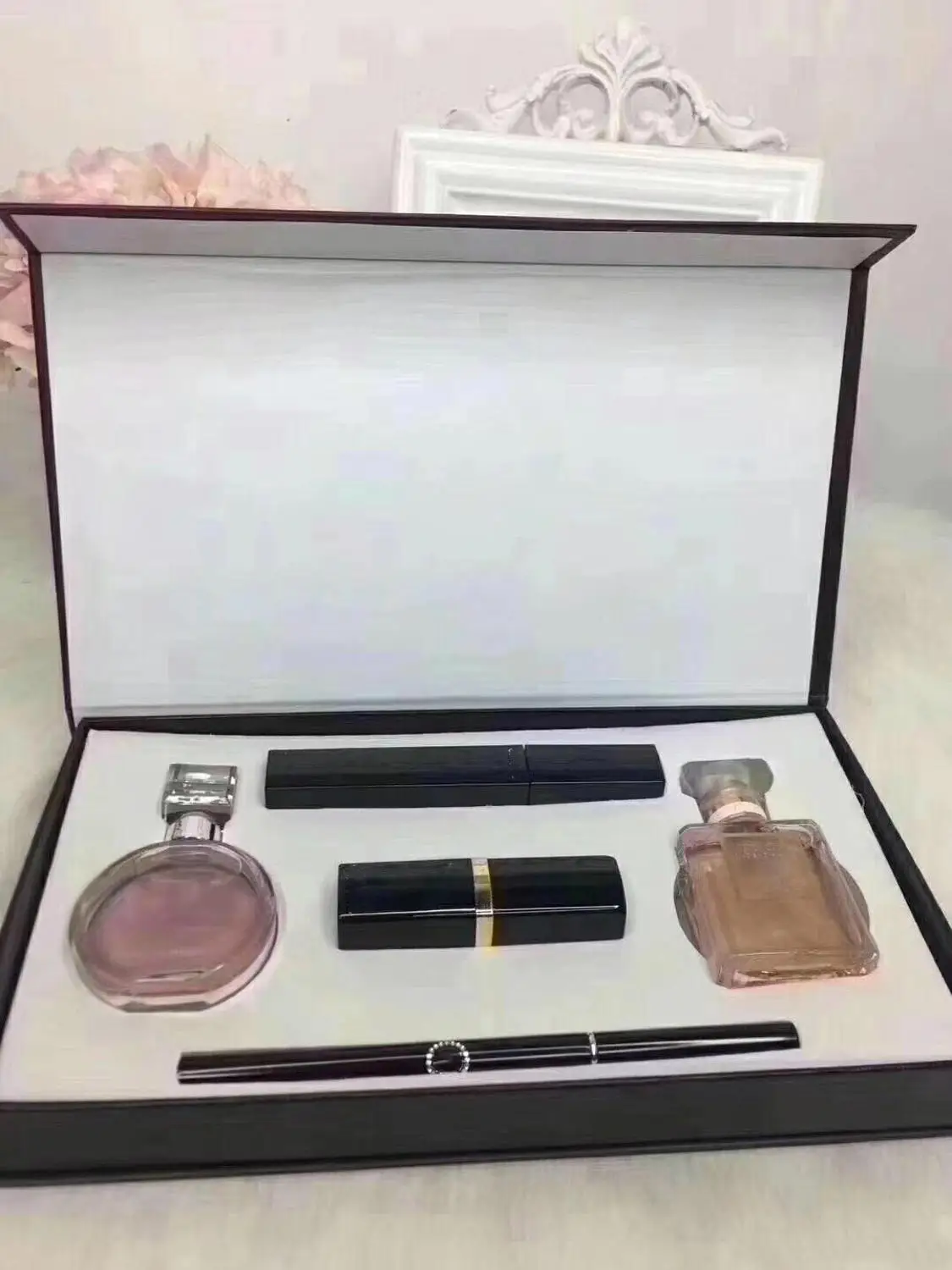Parfum Women Long Lasting Sexy Female Parfum Beautiful Packaging Lipstick Eyeliner Mascara Makeup Sets
Parfum Women Long Lasting Sexy Female Parfum Beautiful Packaging Lipstick Eyeliner Mascara Makeup Sets