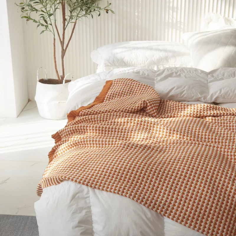 Pure Color Nordic Summer Lamb Cover Winter Sofa Lunch Break Blanket Air Conditioning Blanket Winter Thick Warm Blanket
Pure Color Nordic Summer Lamb Cover Winter Sofa Lunch Break Blanket Air Conditioning Blanket Winter Thick Warm Blanket