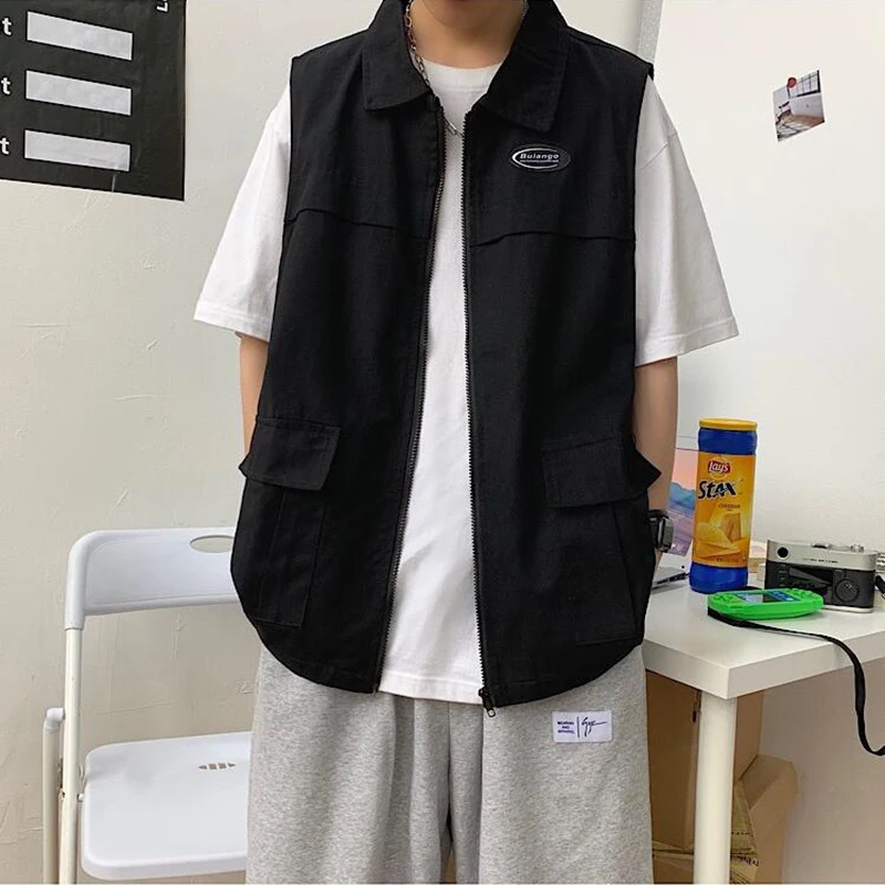 Hot Selling Men's Tooling Vest Jacket Vest Boys' Korean Summer Trend Loose Student Sleeveless Jacket
Hot Selling Men's Tooling Vest Jacket Vest Boys' Korean Summer Trend Loose Student Sleeveless Jacket