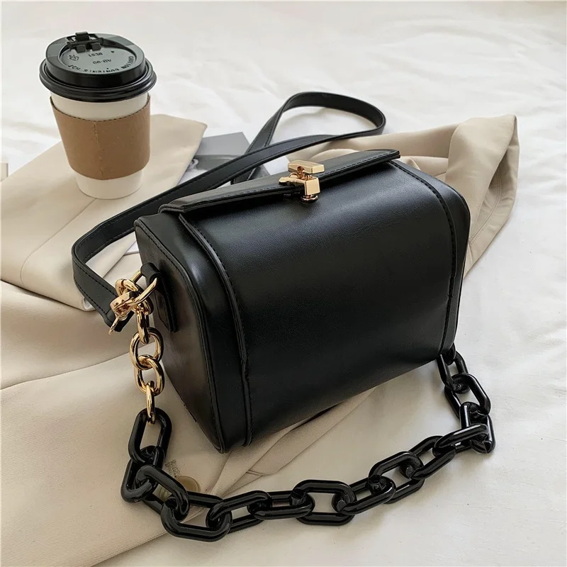 Brand Box Shape Design Crossbody Bags For Women High Quality Pu Leather Women's Handbags Fashion Chain Square Women Shoulder Bag
Brand Box Shape Design Crossbody Bags For Women High Quality Pu Leather Women's Handbags Fashion Chain Square Women Shoulder Bag