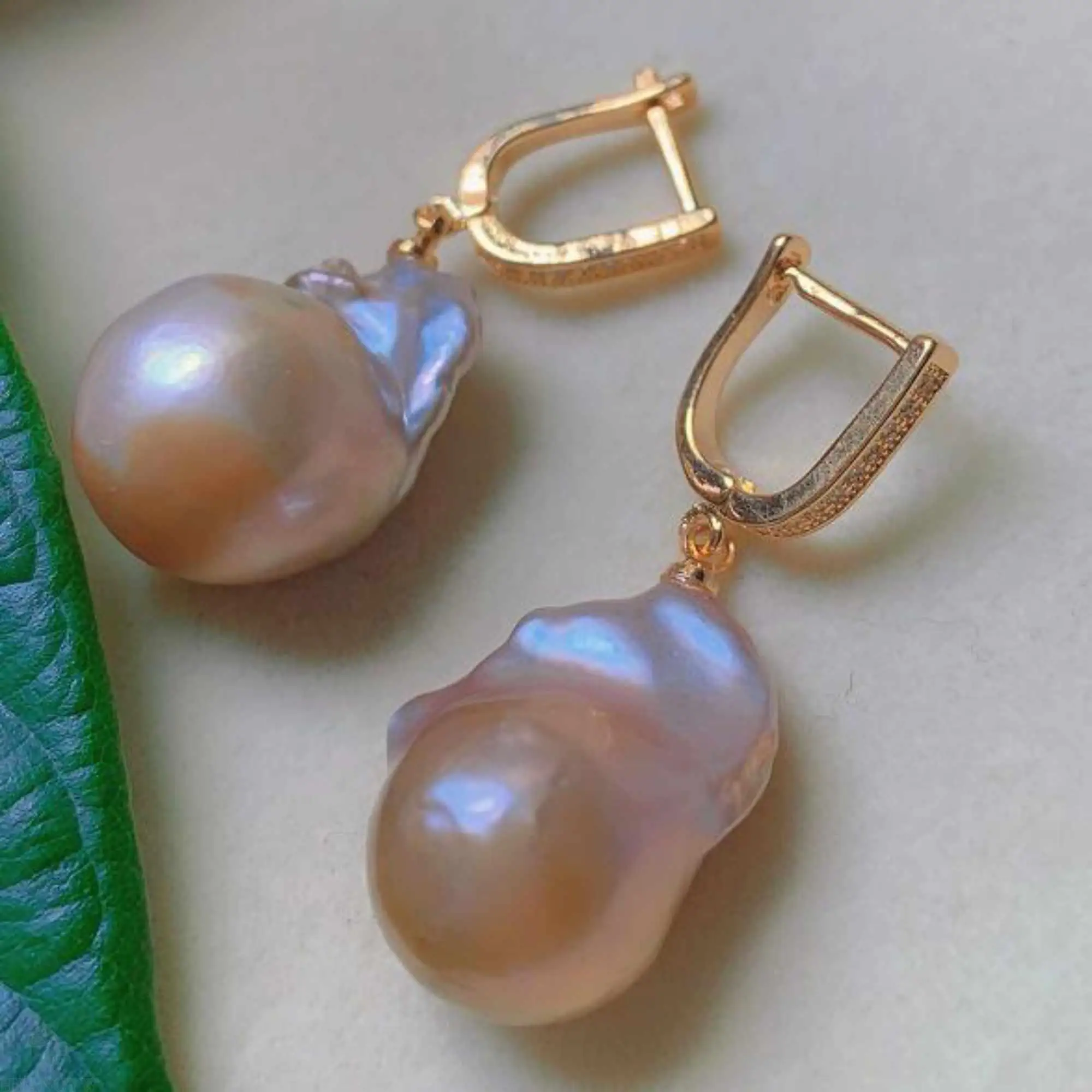 Fashion natural Multicolor Baroque Pearl gold 18k ear stud gift Christmas Classic Diy Fashion Cultured Beautiful Halloween
Fashion natural Multicolor Baroque Pearl gold 18k ear stud gift Christmas Classic Diy Fashion Cultured Beautiful Halloween