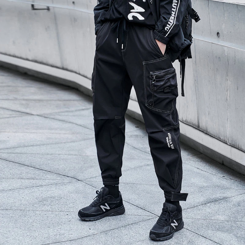 Hip Hop Men Pants Multi-pocket Elastic Waist Autumn Harem Pant Street Punk Hip Hop Casual Trousers Joggers Male Cargo Pants
Hip Hop Men Pants Multi-pocket Elastic Waist Autumn Harem Pant Street Punk Hip Hop Casual Trousers Joggers Male Cargo Pants