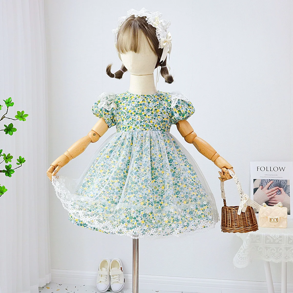 Midoo Girls Dresses Children's Clothing Lace Mesh Floral A-Line Cute Puff Sleeve Casual Summer Kids Princess Dress Clothes
Midoo Girls Dresses Children's Clothing Lace Mesh Floral A-Line Cute Puff Sleeve Casual Summer Kids Princess Dress Clothes