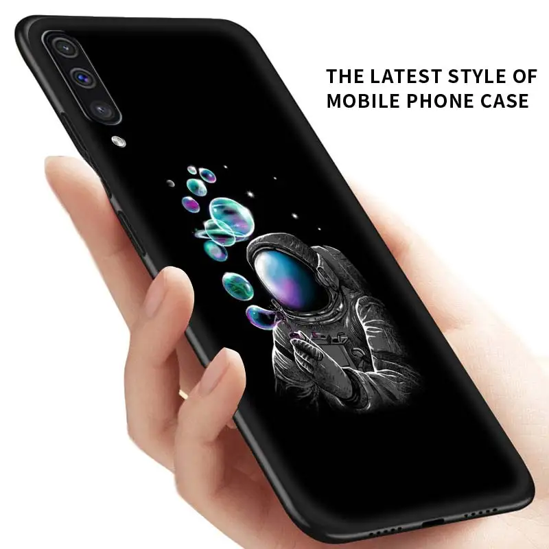 Cartoon Space Moon Astronaut Phone Case for Samsung Galaxy A50 A10 A20e A30 A40 A70 A51 A71 A21s A31 Back Cover Soft Coque Capa
Cartoon Space Moon Astronaut Phone Case for Samsung Galaxy A50 A10 A20e A30 A40 A70 A51 A71 A21s A31 Back Cover Soft Coque Capa