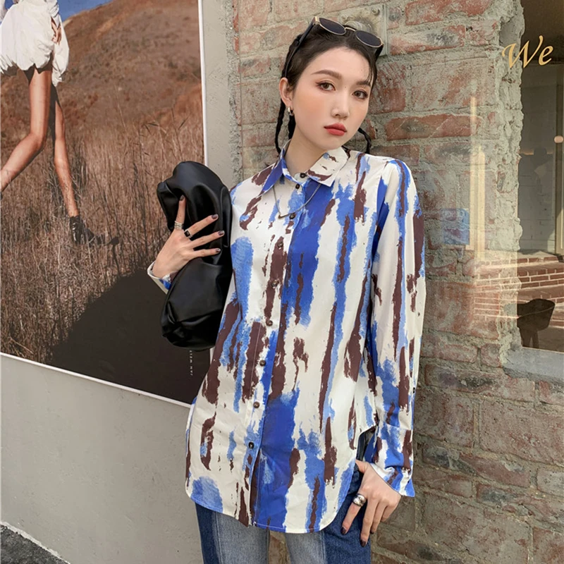 XIZIHUPAN Blue Irregular Print T Shirt For Women Lapel Long Sleeve Loose Casual Blouses Female 2021 Spring Fashion Clothing Tide
XIZIHUPAN Blue Irregular Print T Shirt For Women Lapel Long Sleeve Loose Casual Blouses Female 2021 Spring Fashion Clothing Tide