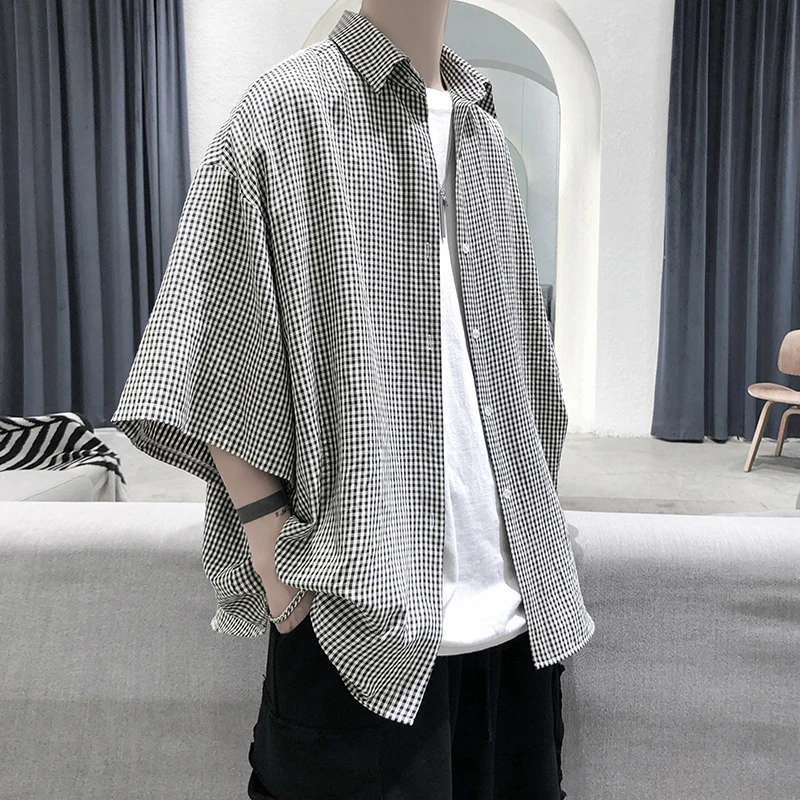 Men 's Summer Houndstooth Plaid Shirt Korean loose Large Size Shirt Retro Men 's Short-sleeved Shirt S-2XL
Men 's Summer Houndstooth Plaid Shirt Korean loose Large Size Shirt Retro Men 's Short-sleeved Shirt S-2XL