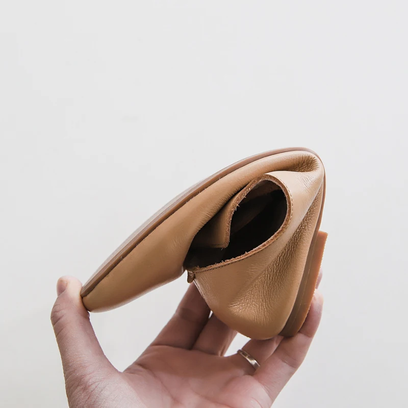 Shallow Spring Autumn Basic Casual Party Shoes Woman 100% cow Leather Flats Women shoes Female rouned Toe Flats Shoes
Shallow Spring Autumn Basic Casual Party Shoes Woman 100% cow Leather Flats Women shoes Female rouned Toe Flats Shoes