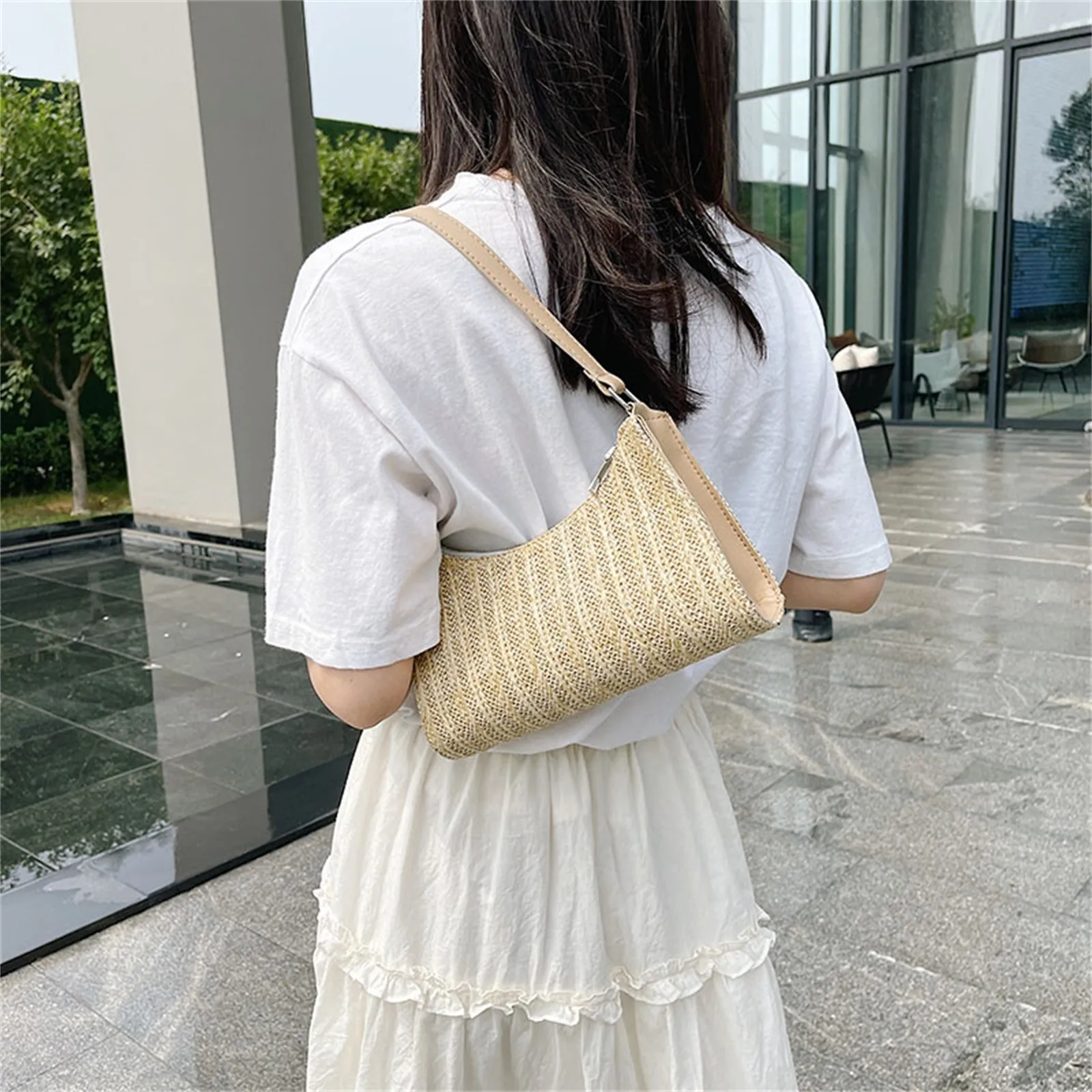 Small Bag Women's Shoulder Bag Casual Fashion Broadband Straw Woven Armpit Bag High Quality Pack Waist Bags For Ladies
Small Bag Women's Shoulder Bag Casual Fashion Broadband Straw Woven Armpit Bag High Quality Pack Waist Bags For Ladies