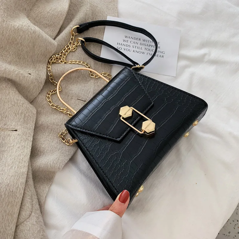 DIOMO New Arrival Fashion Ladies Small Bag Women Chain Handbag with Metal Handle Casual Female Crossbody Shoulder Bags for Girls
DIOMO New Arrival Fashion Ladies Small Bag Women Chain Handbag with Metal Handle Casual Female Crossbody Shoulder Bags for Girls