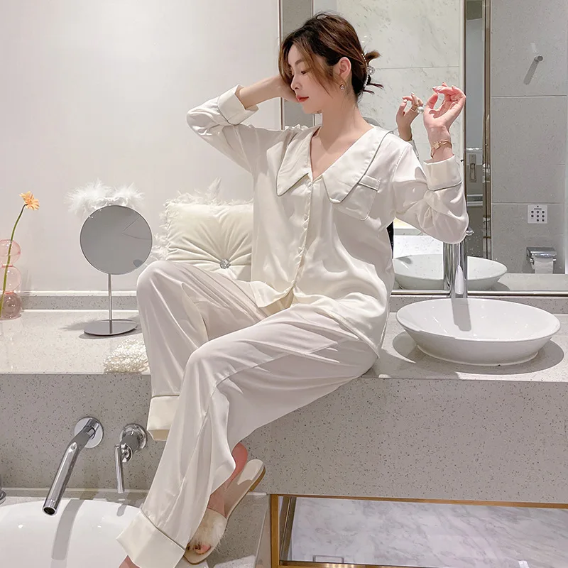 Silk Pajamas Solid Color Long-sleeved Pyjamas Elegant Retro Sleepwear Home Service Sexy Lingerie 2-piece Set Women's Pajamas
Silk Pajamas Solid Color Long-sleeved Pyjamas Elegant Retro Sleepwear Home Service Sexy Lingerie 2-piece Set Women's Pajamas