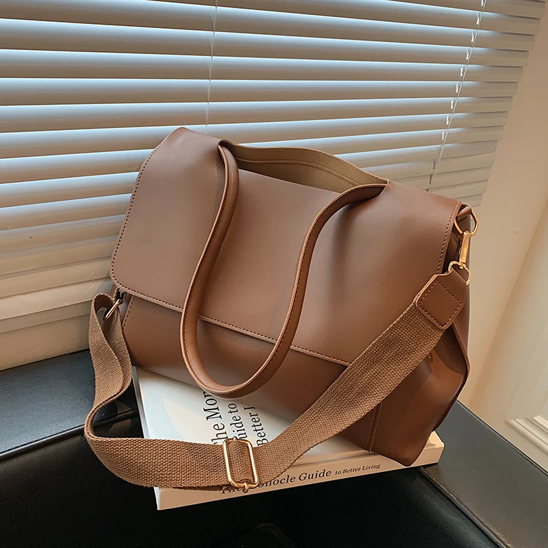 Autumn/Winter Retro Bags 2021 New Women Bags Large Capacity Crossbody Bag Shoulder Bag Handbag Underarm Bag Tote Bag Dual-useBag
Autumn/Winter Retro Bags 2021 New Women Bags Large Capacity Crossbody Bag Shoulder Bag Handbag Underarm Bag Tote Bag Dual-useBag