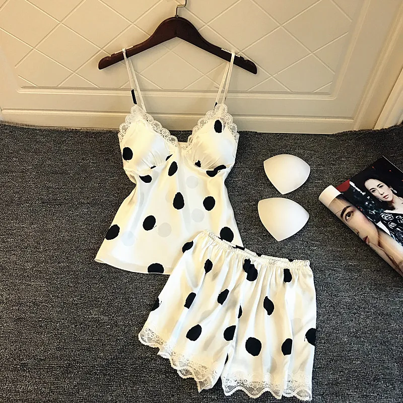 Women's Pajamas Set Polka Dot Lace Sexy Sweet Nightwear Casual Shorts Spring Summer Sleepwear Homewear
Women's Pajamas Set Polka Dot Lace Sexy Sweet Nightwear Casual Shorts Spring Summer Sleepwear Homewear