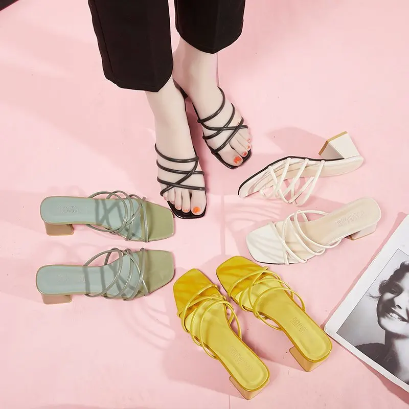 2021 Sexy Women's Leather Slippers Vintage Square Toe Narrow Band High Heel Slides Female Summer Shoes Black Yellow Green Beige
2021 Sexy Women's Leather Slippers Vintage Square Toe Narrow Band High Heel Slides Female Summer Shoes Black Yellow Green Beige