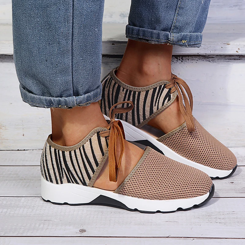 New Women Casual Flying Woven Women's Running Shoes Comfortable Hollow Mesh Breathable Sports Shoes
New Women Casual Flying Woven Women's Running Shoes Comfortable Hollow Mesh Breathable Sports Shoes