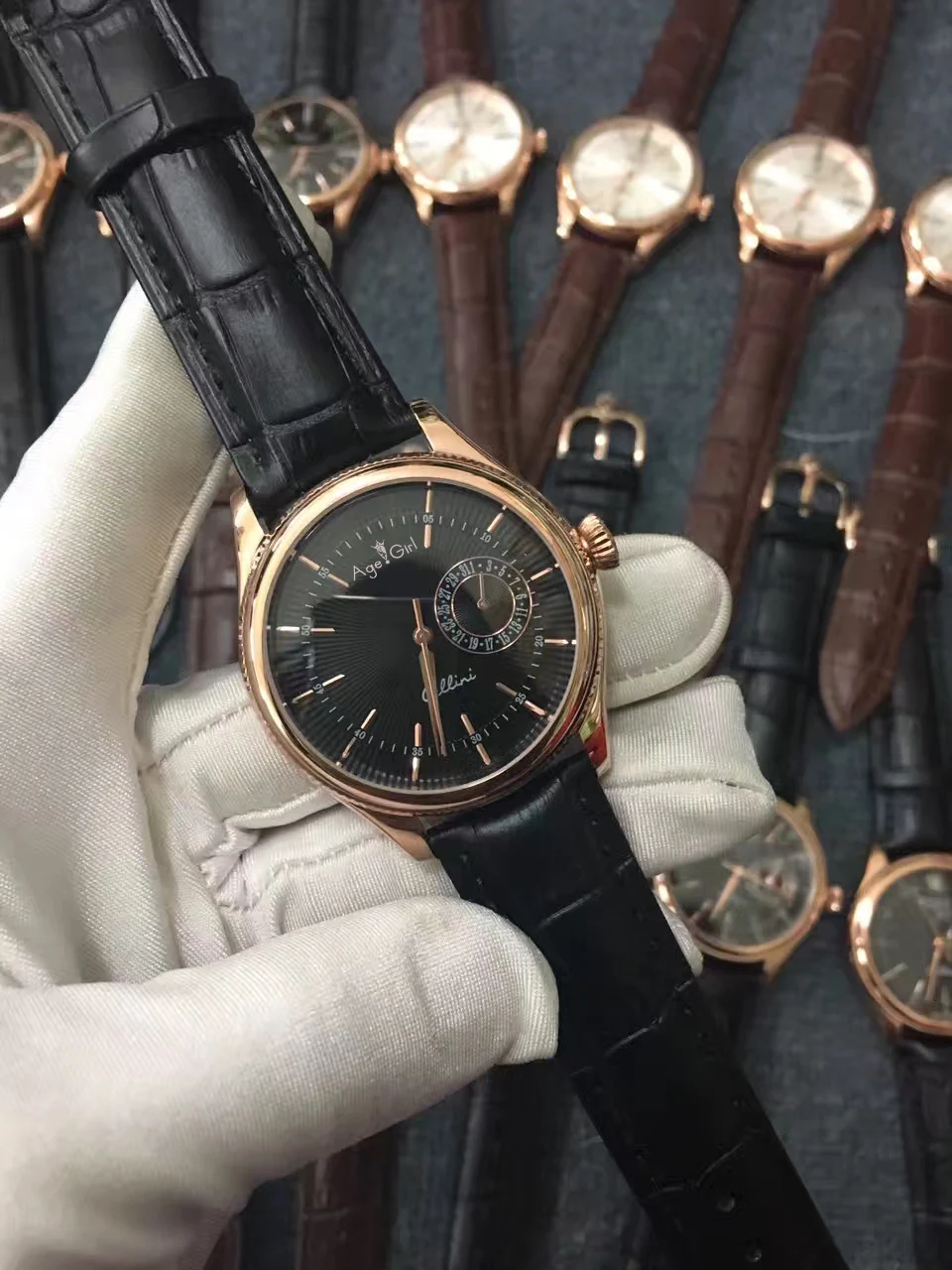 Classic New Men Automatic Mechanical Sapphire Black White Dual Time Rose Gold Stainless Steel Brown Leather Watch 39mm AAA+
Classic New Men Automatic Mechanical Sapphire Black White Dual Time Rose Gold Stainless Steel Brown Leather Watch 39mm AAA+