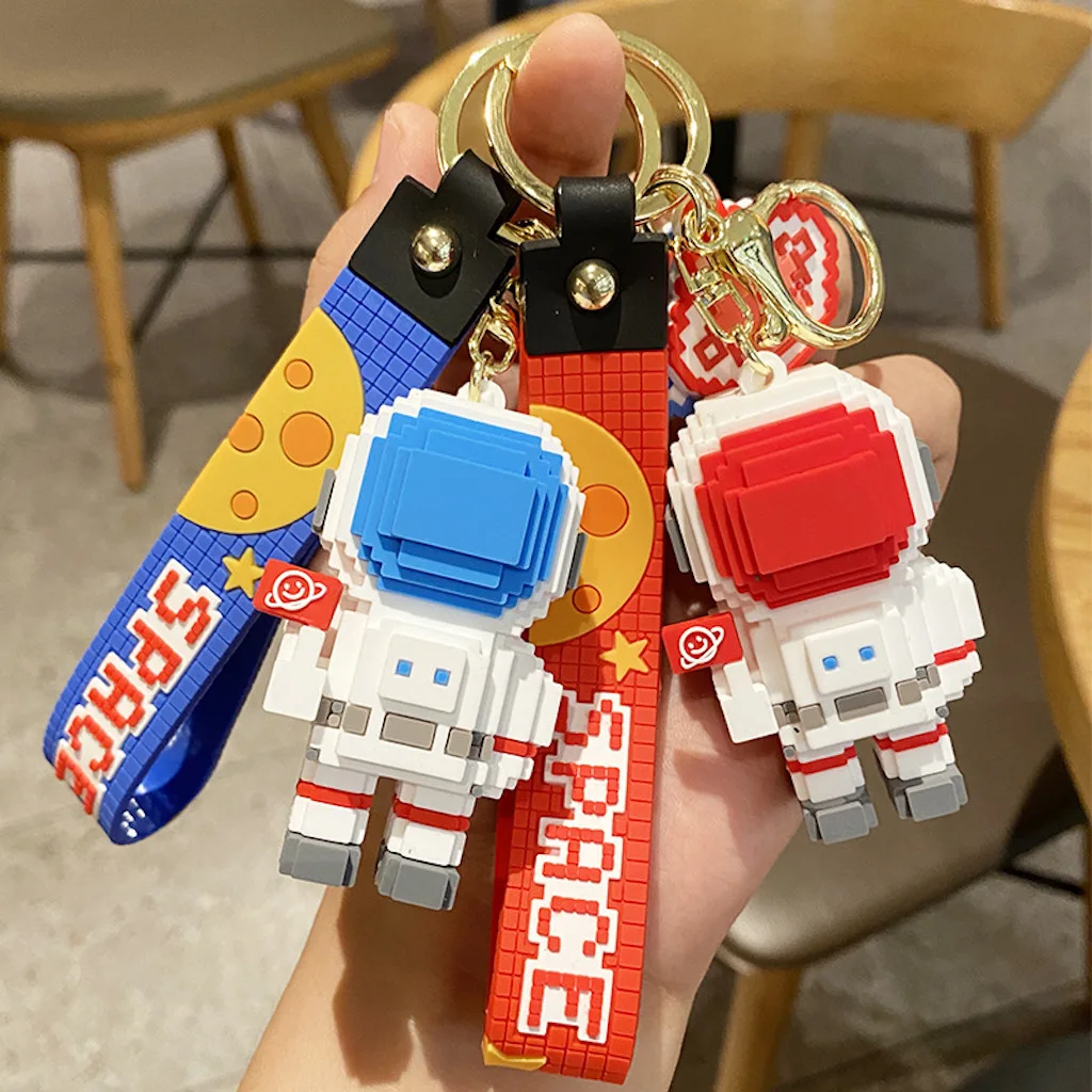2021 Creative Building Block Astronaut Keychain Cartoon Funny Cube Mosaic Astronaut Exquisite Bag Pendant Man's Car Key Chain
2021 Creative Building Block Astronaut Keychain Cartoon Funny Cube Mosaic Astronaut Exquisite Bag Pendant Man's Car Key Chain