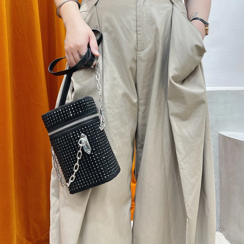 High Quality Women Lipstick Bag Luxury Diamond Shoulder Bags Designer Handbag and Purse Brand Crossbody Bag Cigarette Box Bag
High Quality Women Lipstick Bag Luxury Diamond Shoulder Bags Designer Handbag and Purse Brand Crossbody Bag Cigarette Box Bag