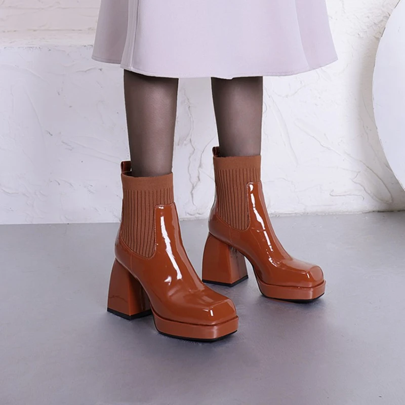 Super High Heel Fall Shoes PU leather Size 43 Women Shoes Square Toe Chunky Boots Platform Boots Women 2021 Fashion Punk Shoes
Super High Heel Fall Shoes PU leather Size 43 Women Shoes Square Toe Chunky Boots Platform Boots Women 2021 Fashion Punk Shoes