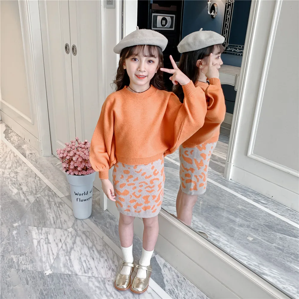 Child's Kids Girls' Fashion Suit Skirt Autumn Winter 2020 Children's Baby Orange Sweater And Skirt Two-Piece Set
Child's Kids Girls' Fashion Suit Skirt Autumn Winter 2020 Children's Baby Orange Sweater And Skirt Two-Piece Set