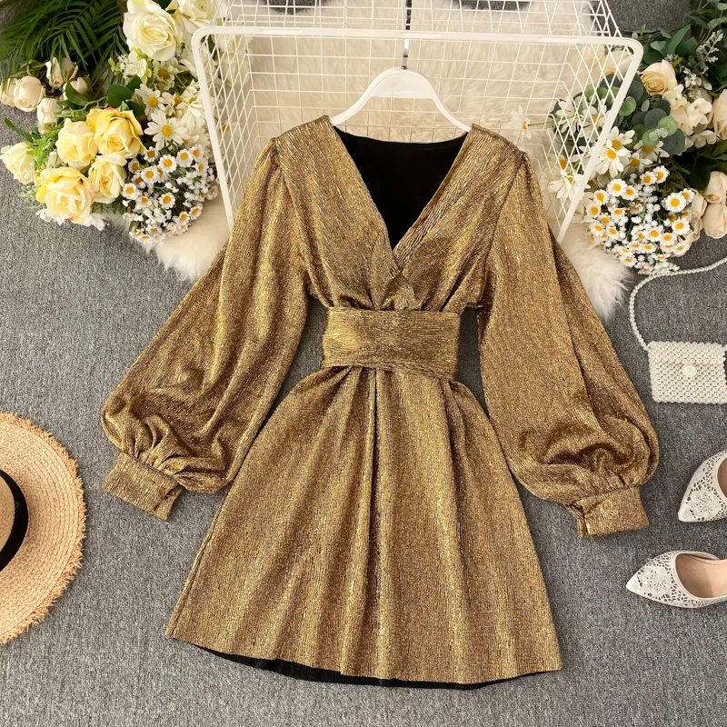 Autumn Women's Spring Bright Color Dress V-neck Lantern Sleeve Gold Bright Silk Lace Retro Dress Female Sexy Party Dress Gd205
Autumn Women's Spring Bright Color Dress V-neck Lantern Sleeve Gold Bright Silk Lace Retro Dress Female Sexy Party Dress Gd205
