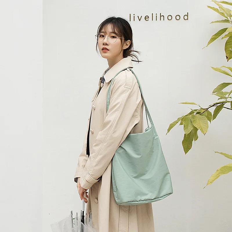 Casual Shoulder Shopping Bag Women's Nylon Fashion Travel Handbag Student Multi-purpose Large-capacity Storage Bag Satchels
Casual Shoulder Shopping Bag Women's Nylon Fashion Travel Handbag Student Multi-purpose Large-capacity Storage Bag Satchels