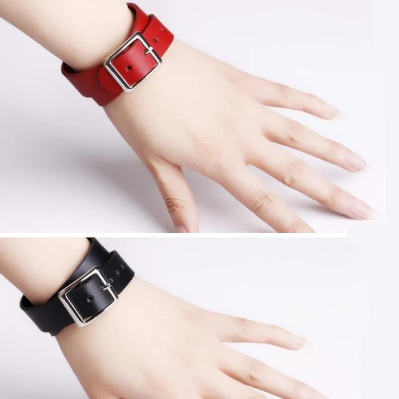 European American Sweetheart Harajuku Punk Retro Rock PU Leather Collar Simple Trend A Dual-purpose Neckband Necklace Bracelet
European American Sweetheart Harajuku Punk Retro Rock PU Leather Collar Simple Trend A Dual-purpose Neckband Necklace Bracelet