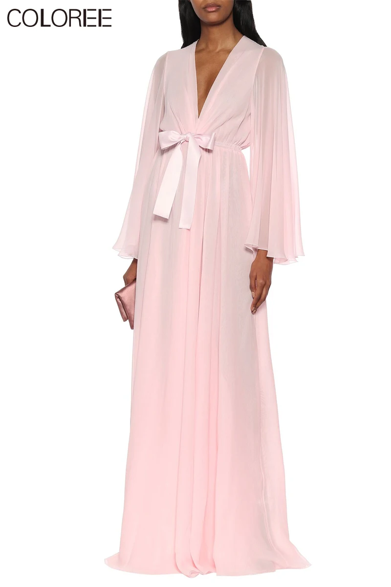 Summer Elegant Pink Chiffon Long Dresses for Women 2020 Runway Vintage V-neck Long Sleeve Pleated Maxi Dress Female
Summer Elegant Pink Chiffon Long Dresses for Women 2020 Runway Vintage V-neck Long Sleeve Pleated Maxi Dress Female