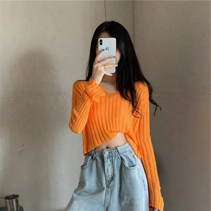 Sunscreen Spring and Autumn Long Sleeve Candy Sweater Versatile Korean Loose New Female School Coat Sweater Raw V Neck
Sunscreen Spring and Autumn Long Sleeve Candy Sweater Versatile Korean Loose New Female School Coat Sweater Raw V Neck