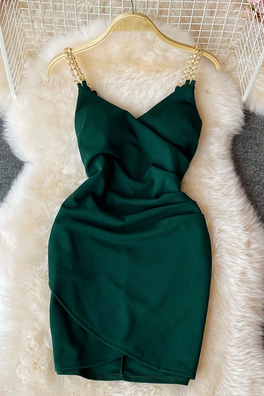 Summer 2021 New Sexy V-neck Front Split Cross Mini Short Metal Strap Dress Women Fashion Bodycon Strapless Vest Vintage Robe Ete
Summer 2021 New Sexy V-neck Front Split Cross Mini Short Metal Strap Dress Women Fashion Bodycon Strapless Vest Vintage Robe Ete