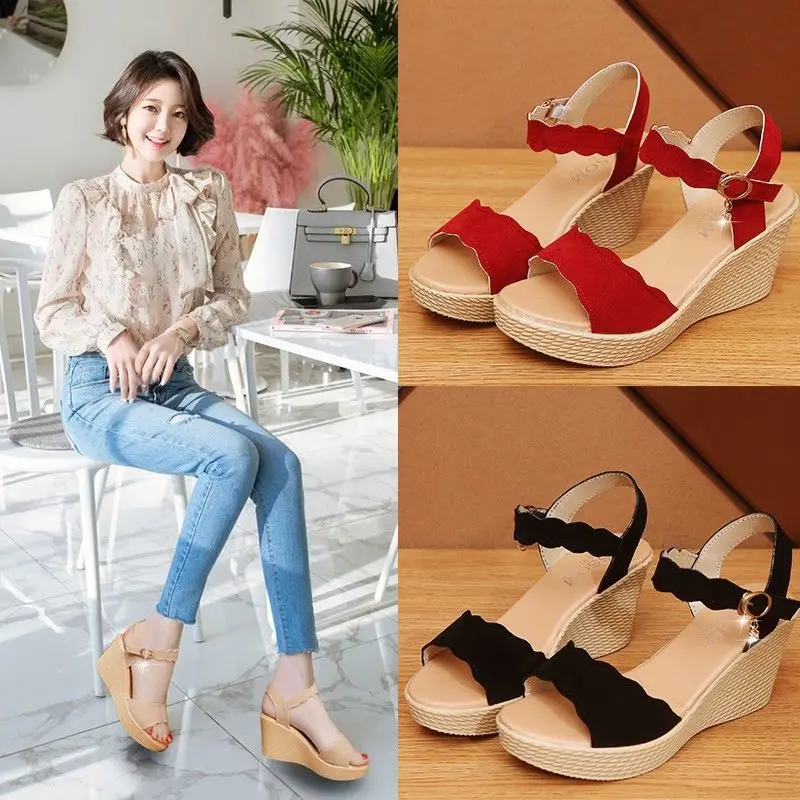 Platforms Sandals Woman 2021,Fashion Summer Heels,Women Ankle Buckle Strap Shoes,Thick Bottom,Female Footwear,Black,Red,Beige
Platforms Sandals Woman 2021,Fashion Summer Heels,Women Ankle Buckle Strap Shoes,Thick Bottom,Female Footwear,Black,Red,Beige