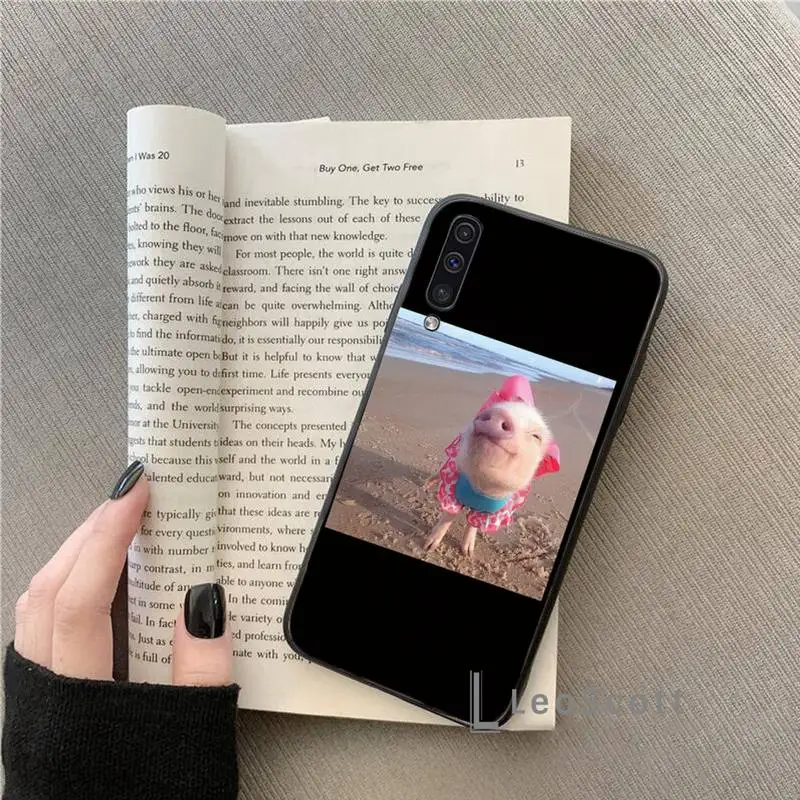 Cute Little Pink Pet animal Pig Phone Case For Samsung A20 A30 30s A40 A7 2018 J2 J7 prime J4 Plus S5 Note 9 10 Plus
Cute Little Pink Pet animal Pig Phone Case For Samsung A20 A30 30s A40 A7 2018 J2 J7 prime J4 Plus S5 Note 9 10 Plus