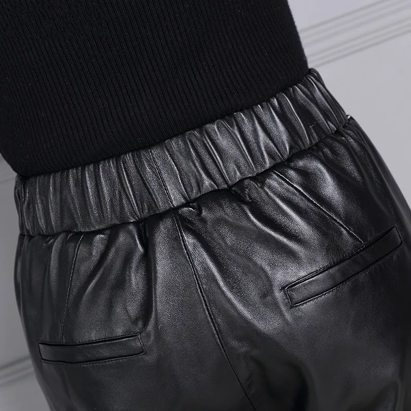 Genuine Leather High Waist Harem Pencil Pants Women Fashion Printing Ankle-Length Sheepskin Real Leather Brand Luxury Trousers
Genuine Leather High Waist Harem Pencil Pants Women Fashion Printing Ankle-Length Sheepskin Real Leather Brand Luxury Trousers