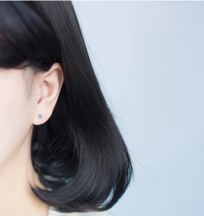 Ginin 925 Sterling Silver Stud Earrings for Women Korean Style Black Zircon Square Flower Geometric Small and Sweet Ear Jewelry 
Ginin 925 Sterling Silver Stud Earrings for Women Korean Style Black Zircon Square Flower Geometric Small and Sweet Ear Jewelry