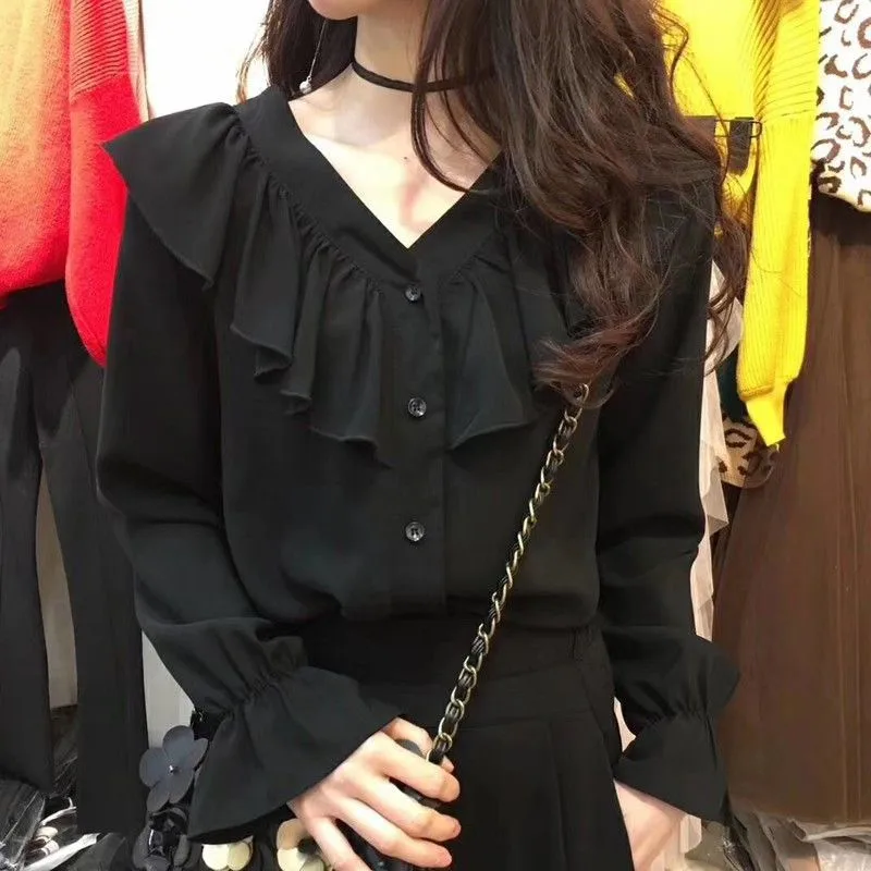 Plus Size Shirts Women Solid Chiffon Black Blouses Loose Temperament Womens tunic Long Sleeve Tops Buttons Streetwear blusa
Plus Size Shirts Women Solid Chiffon Black Blouses Loose Temperament Womens tunic Long Sleeve Tops Buttons Streetwear blusa