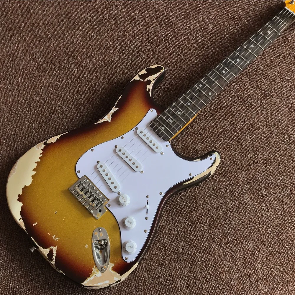 custom shop, 6 Strings Rosewood fingerboard Electric Guitar,Sunburst color gitaar relics by hands guitarra
custom shop, 6 Strings Rosewood fingerboard Electric Guitar,Sunburst color gitaar relics by hands guitarra