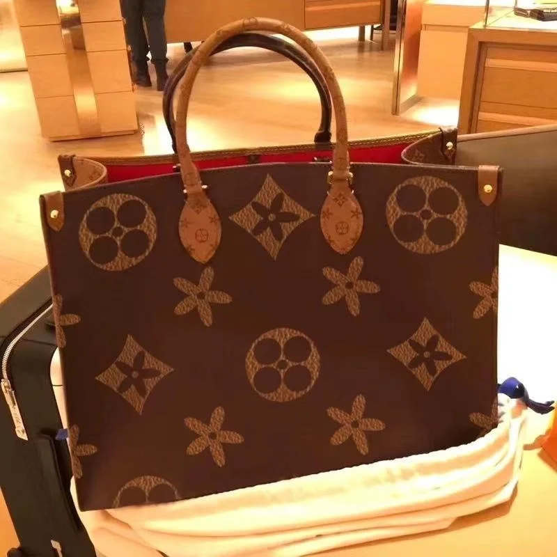 2021 women's bag ,double-sided big flower shopping bag, one shoulder portable big bag
2021 women's bag ,double-sided big flower shopping bag, one shoulder portable big bag