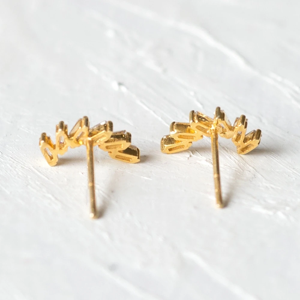 Dainty 14k Gold Filled Half Moon Stud Earrings Semicircle Baguette Crystal Zircon Earring Minimalist Women Fashion Jewelry Gifts
Dainty 14k Gold Filled Half Moon Stud Earrings Semicircle Baguette Crystal Zircon Earring Minimalist Women Fashion Jewelry Gifts