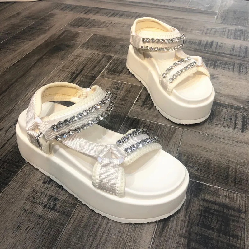 European Station Women Shoes 2021 Summer European Thick Bottom Platform Rhinestone Velcro Open Toe Casual Sandals Fashion Female
European Station Women Shoes 2021 Summer European Thick Bottom Platform Rhinestone Velcro Open Toe Casual Sandals Fashion Female