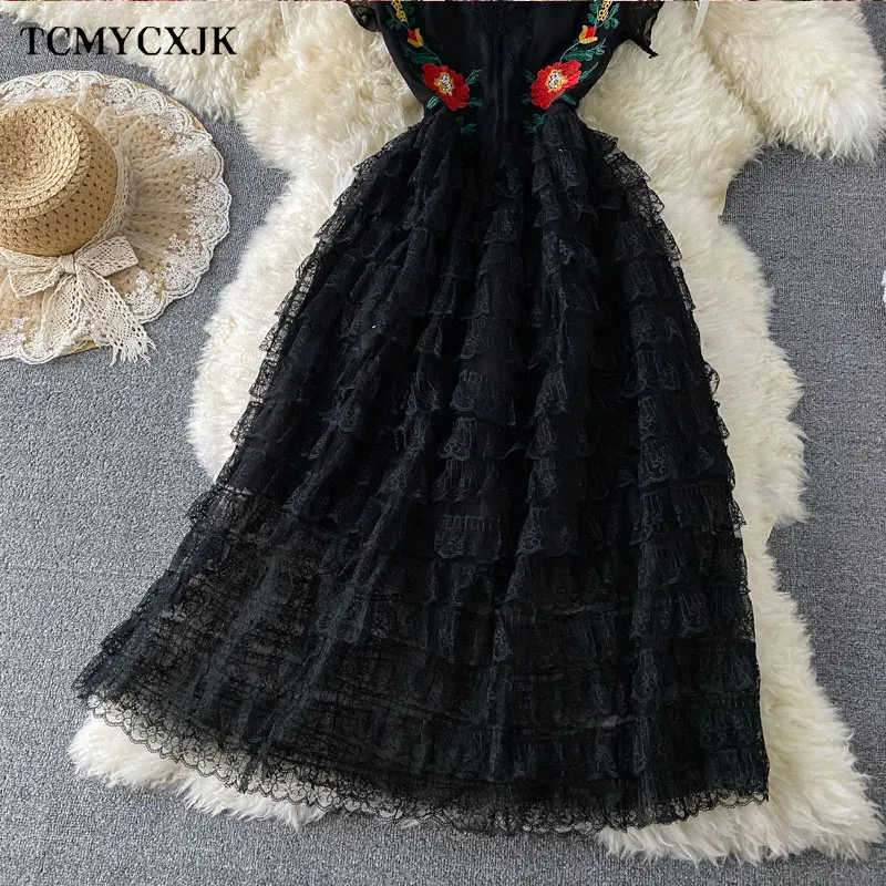 2021 Summer Luxury Embroidery Dress Women Festa High Quality Elegant Party Robe Floral Designer Ball Gown Lace Cocktail Vestidos
2021 Summer Luxury Embroidery Dress Women Festa High Quality Elegant Party Robe Floral Designer Ball Gown Lace Cocktail Vestidos