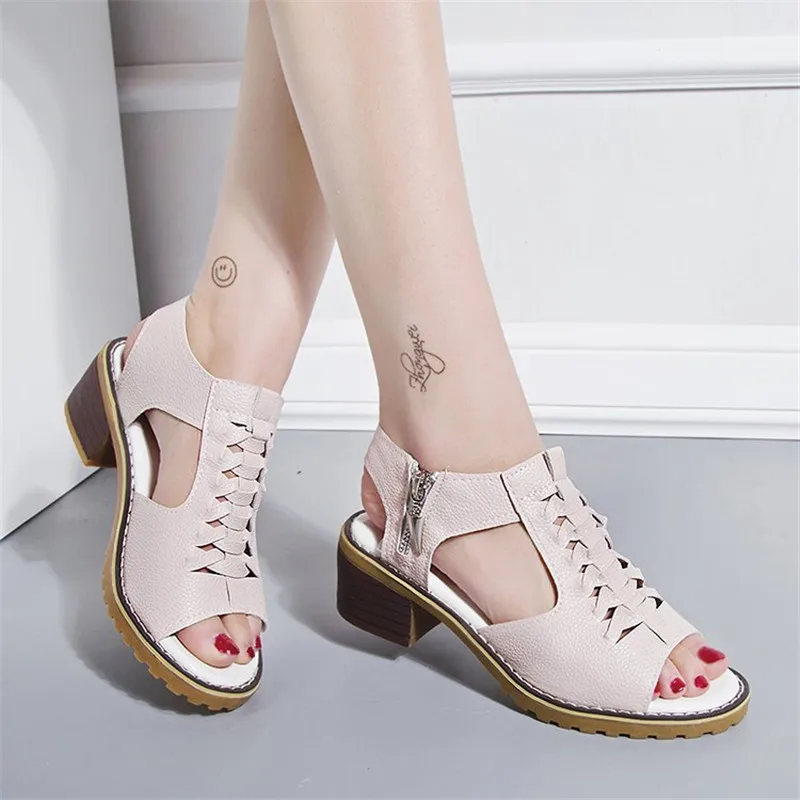 Women Laides Female Sandals Shoes Peep toe Cow Genuine Leather PU Beach Summer Cool Side Zipper Retro Size 35-40
Women Laides Female Sandals Shoes Peep toe Cow Genuine Leather PU Beach Summer Cool Side Zipper Retro Size 35-40